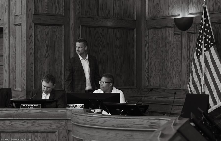 Outgoing Mayor Paul TenHaken walking to his seat for the final time, photographed by Lloyd Duimstra, Sioux Falls SD