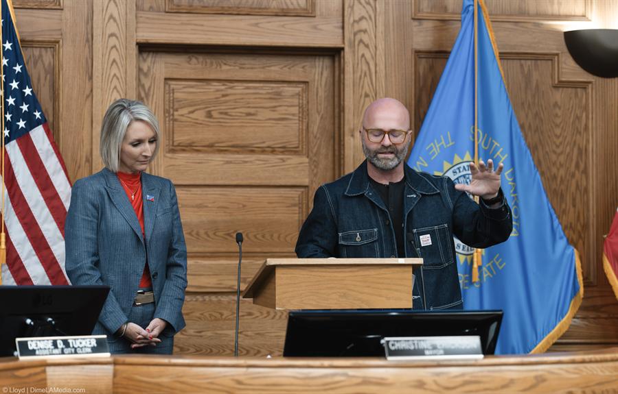 Christine Erickson mayoral inauguration photographed by Lloyd Duimstra, Sioux Falls SD