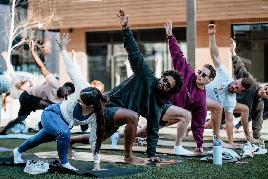 Sisu fitness and wellness event photographed by Lloyd Duimstra, downtown Sioux Falls SD