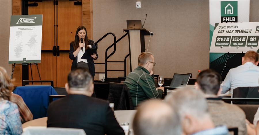 Corporate conference photography for FHLB Des Moines by Lloyd Duimstra, Sioux Falls SD