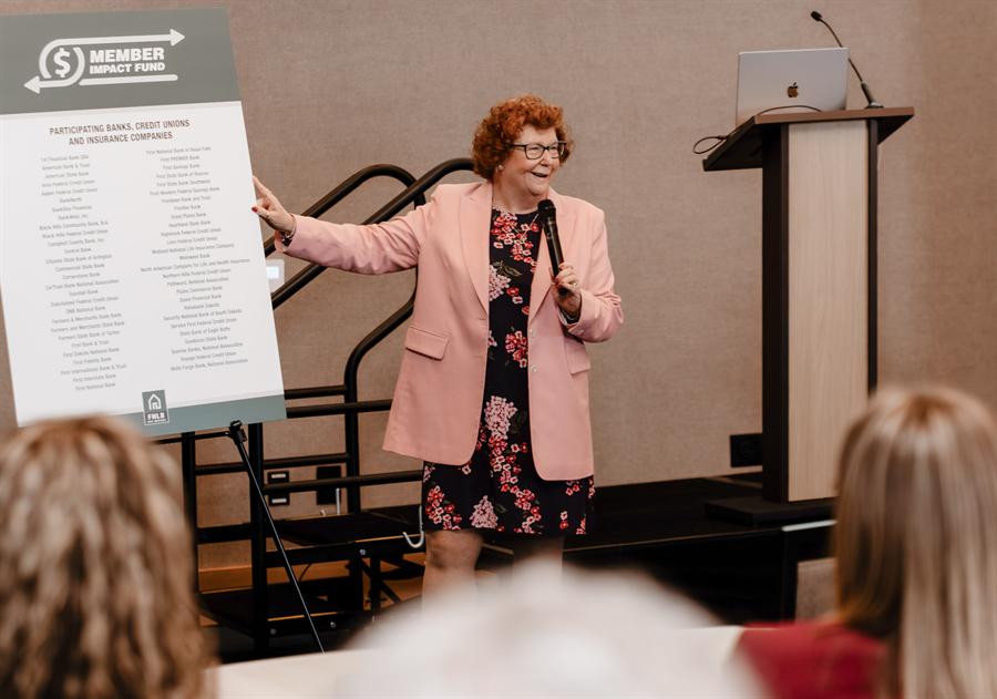 Corporate conference photography for FHLB Des Moines by Lloyd Duimstra, Sioux Falls SD