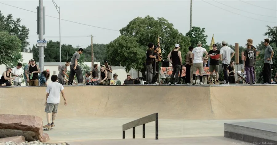 Skaters and spectators lining the bowl during the Summer Showdown contest at Barb Iverson Skate Plaza, Sioux Falls SD
