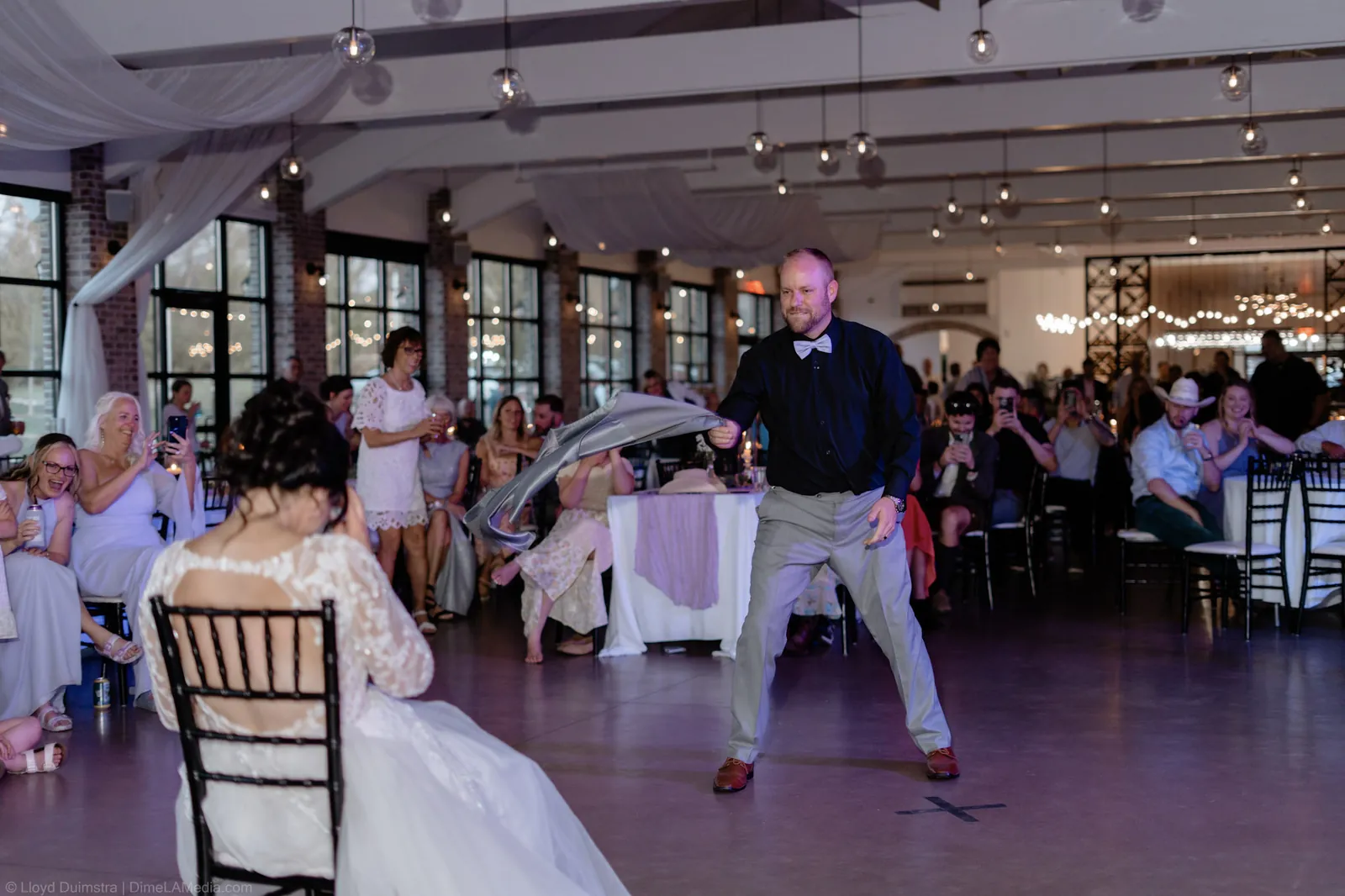 Wedding photography by Lloyd Duimstra, Sioux Falls SD