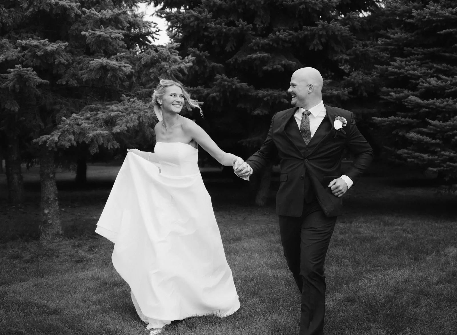 Wedding photography by Lloyd Duimstra, Sioux Falls SD