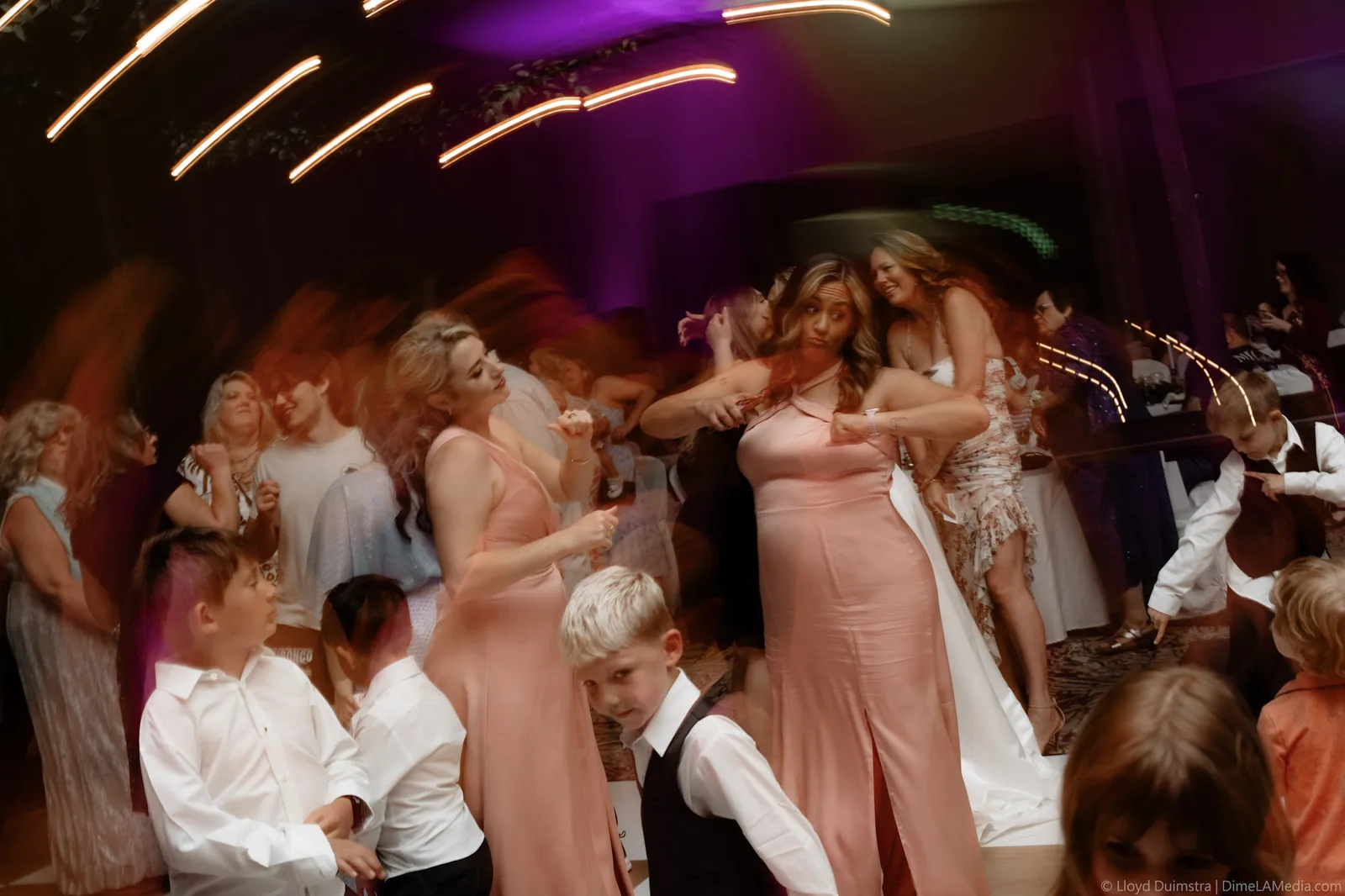Wedding photography by Lloyd Duimstra, Sioux Falls SD