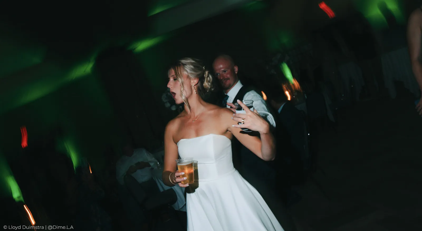 Wedding photography by Lloyd Duimstra, Sioux Falls SD