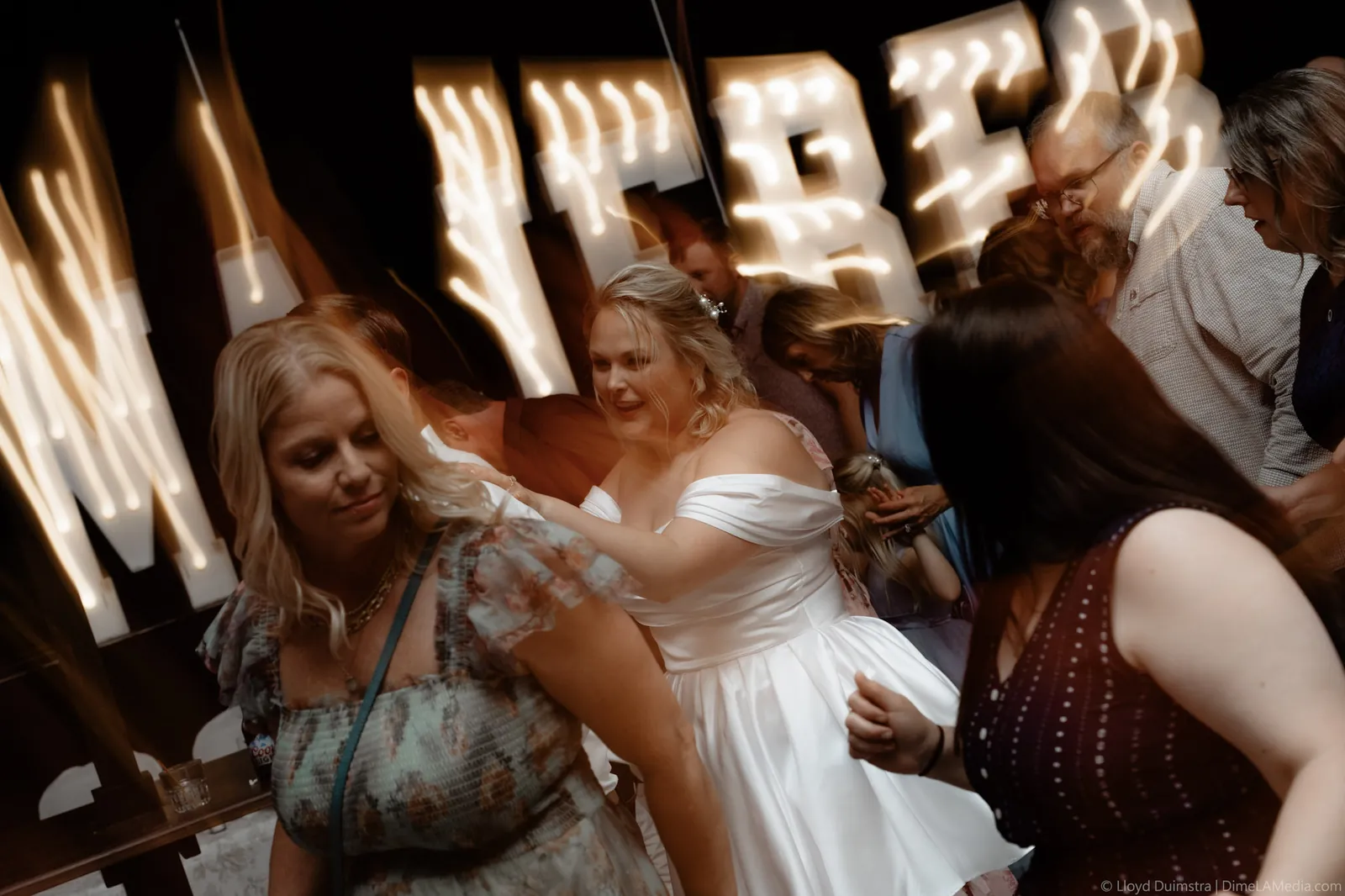 Wedding photography by Lloyd Duimstra, Sioux Falls SD