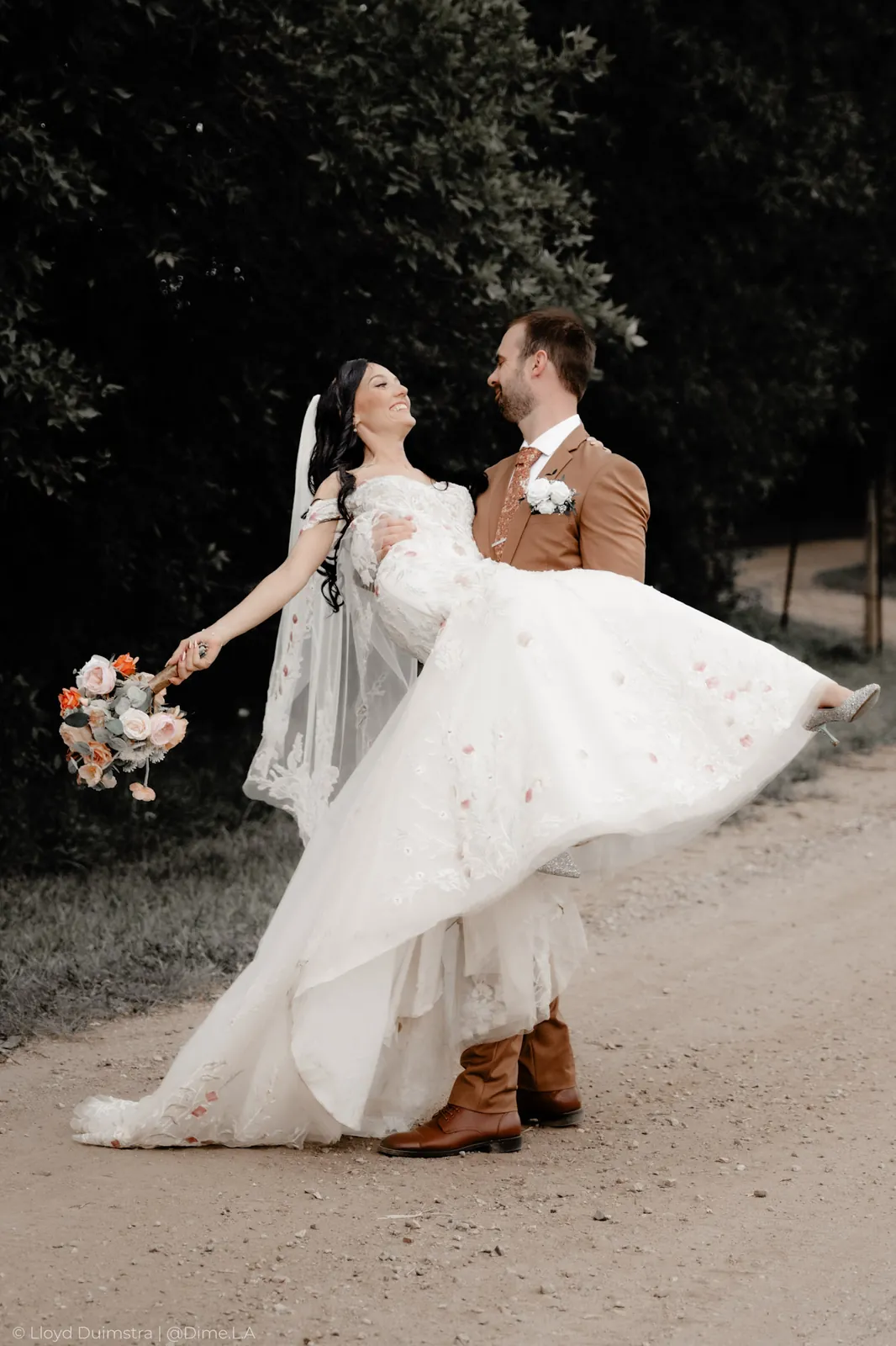 Wedding photography by Lloyd Duimstra, Sioux Falls SD