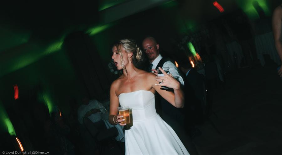 Wedding photography by Lloyd Duimstra, Sioux Falls SD