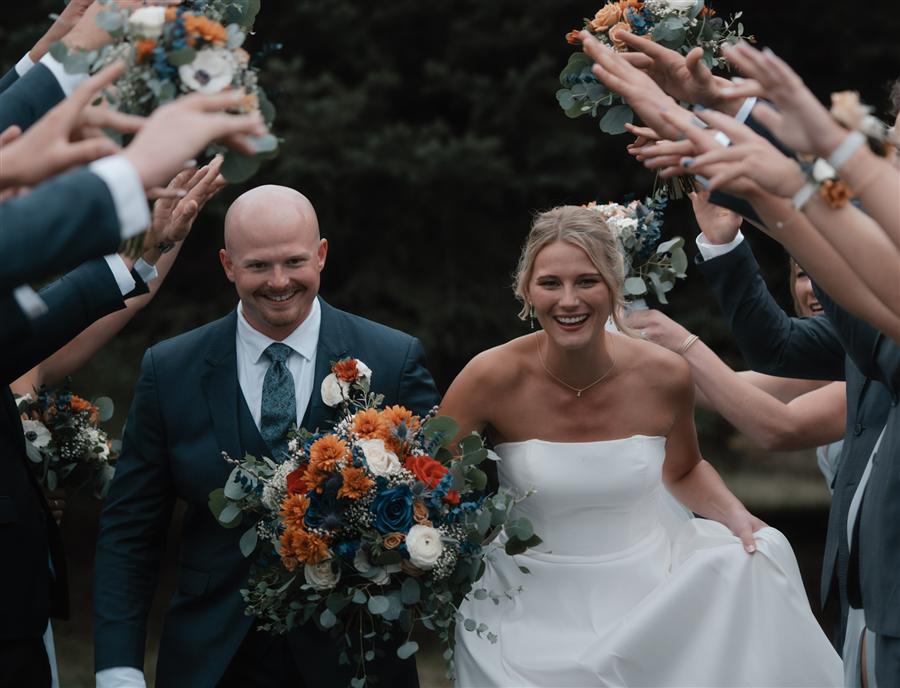 Wedding photography by Lloyd Duimstra, Sioux Falls SD